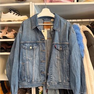 Levi’s Blue Denim 90s trucker Jacket